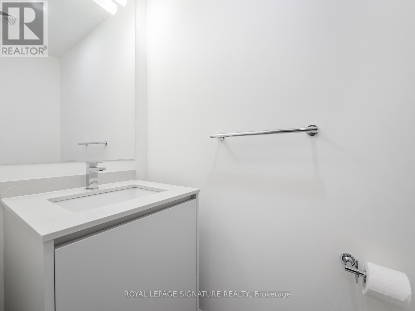 504 - 128 Pears Avenue, Toronto, Ontario  M5R 0A9 - Photo 6 - C12551796