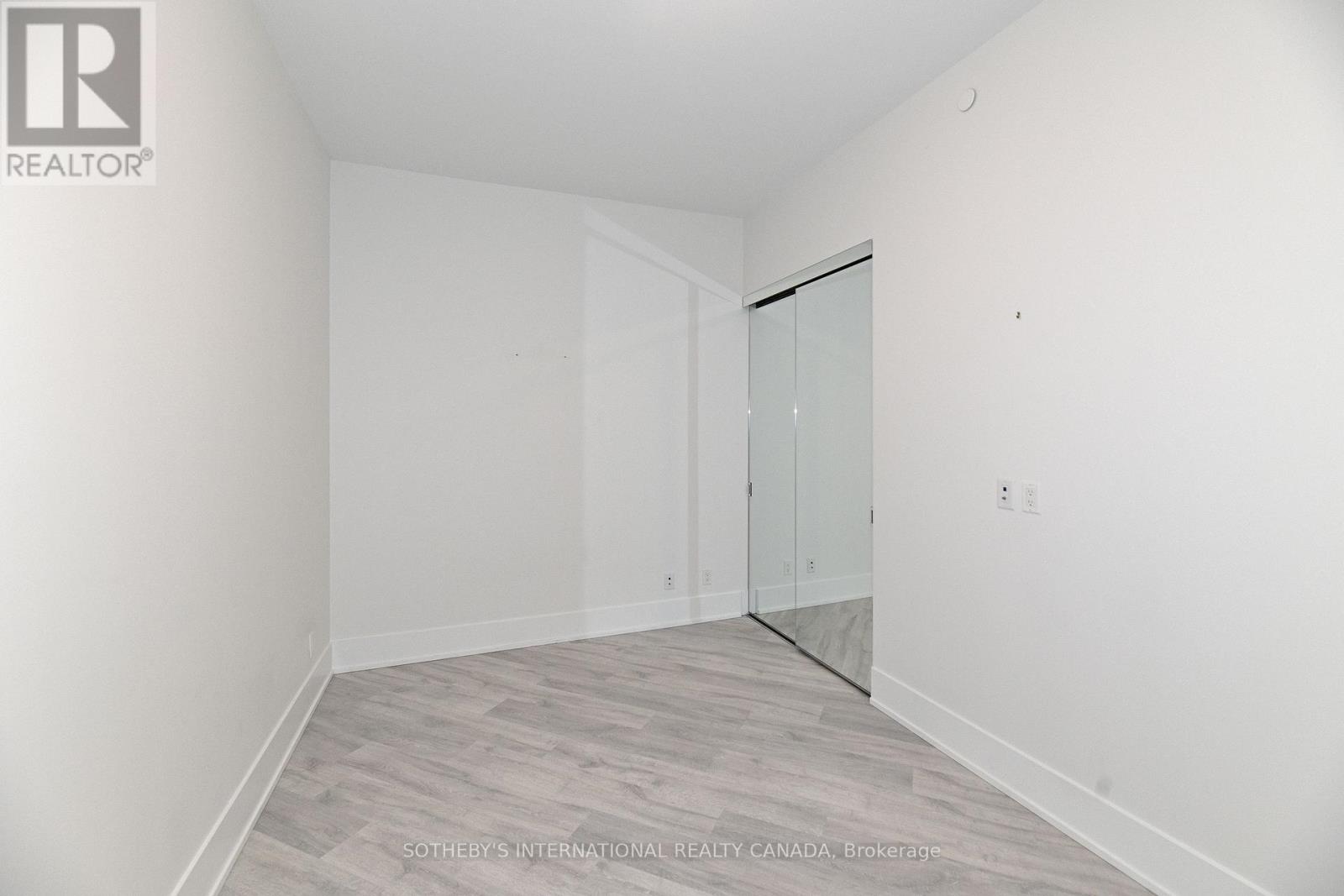 217 - 1 Edgewater Drive, Toronto, Ontario  M5A 0L1 - Photo 27 - C12551800