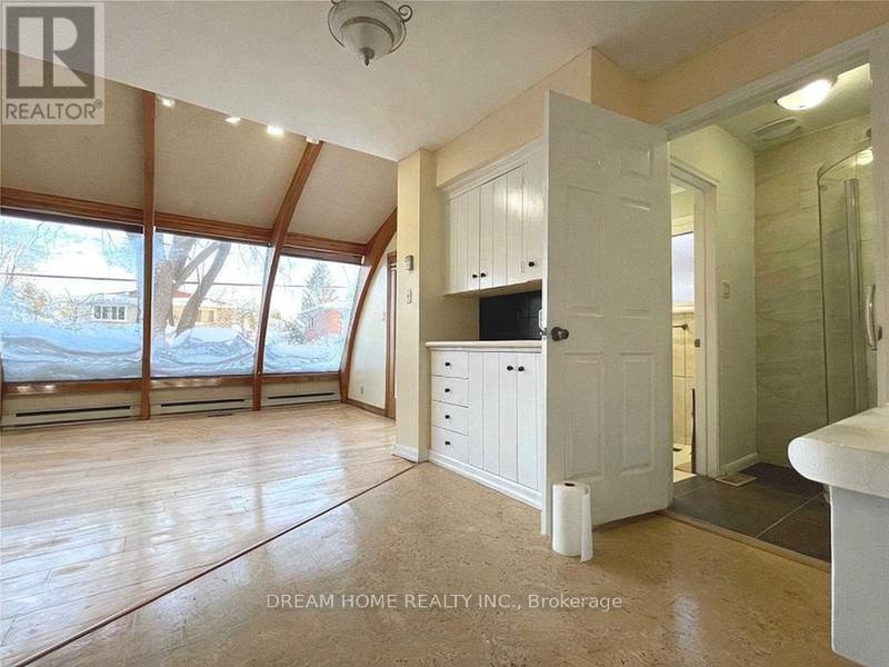 Unknown Address, ,     - Photo 2 - C12551826