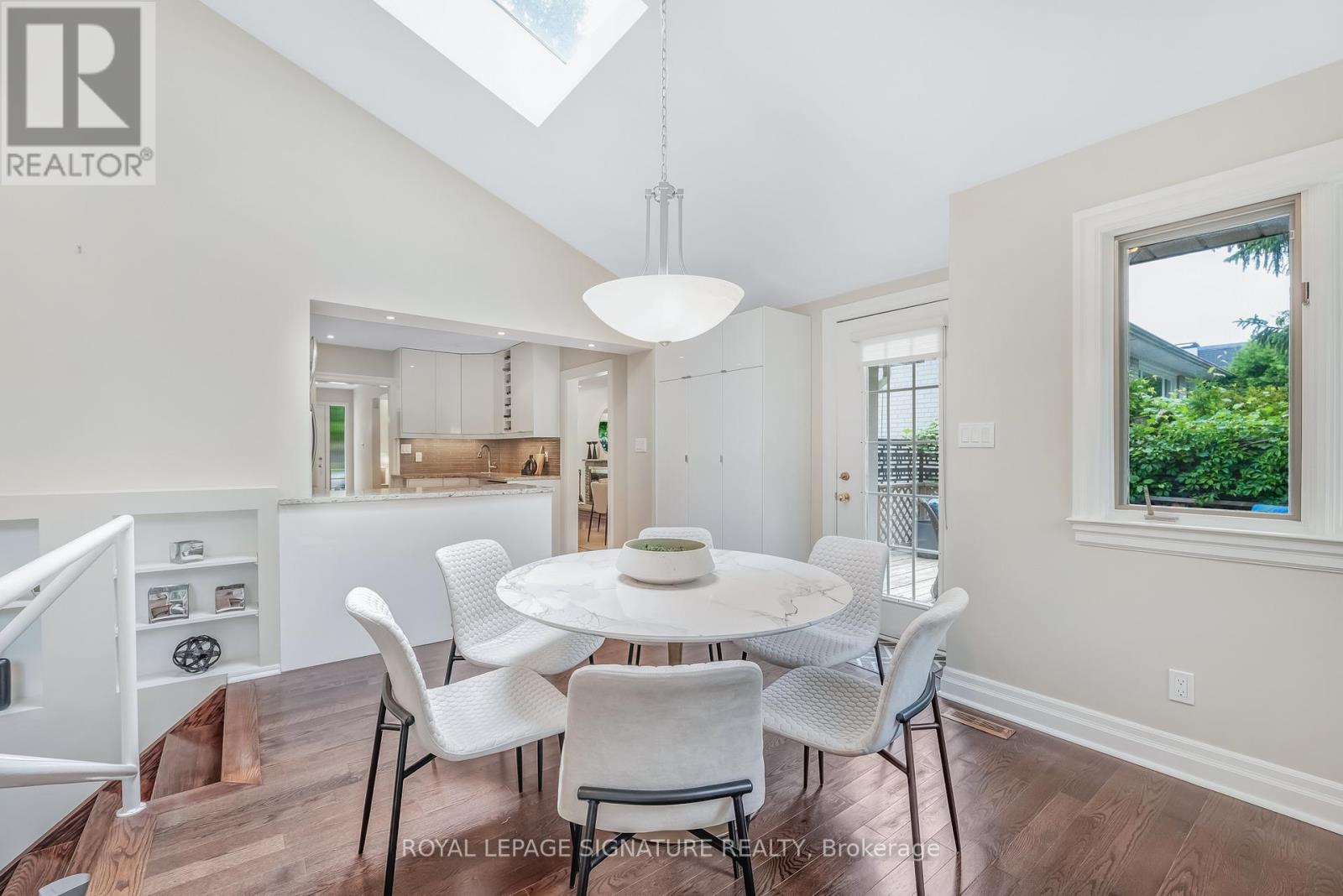 16 Revcoe Drive, Toronto, Ontario  M2M 2B8 - Photo 12 - C12551868