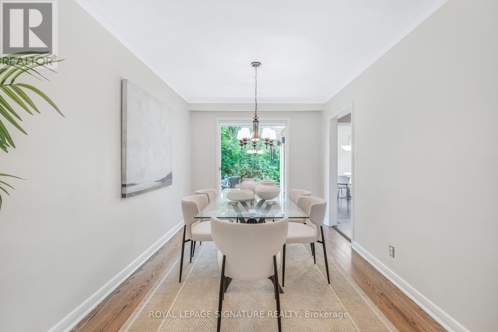 16 Revcoe Drive, Toronto, Ontario  M2M 2B8 - Photo 6 - C12551868
