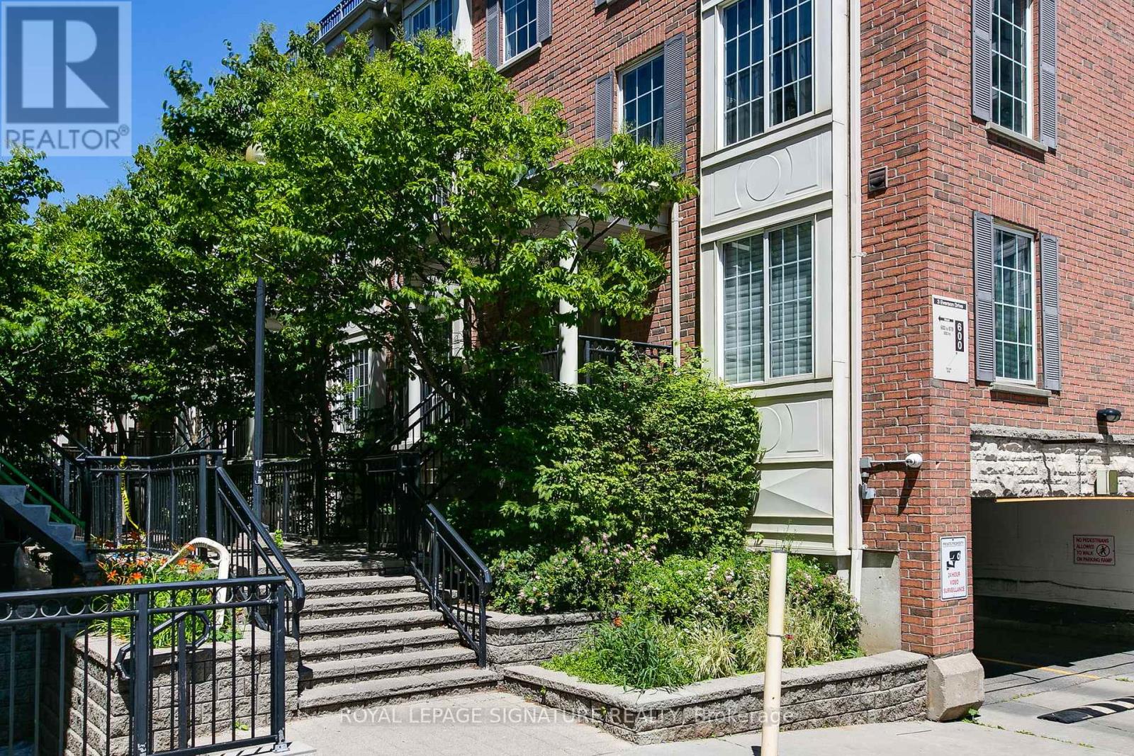 627 - 3 EVERSON DRIVE, Toronto, Ontario