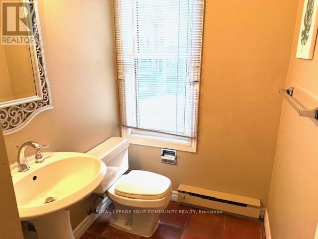 32 Irwin Avenue, Toronto, Ontario  M4Y 1L2 - Photo 15 - C12551924