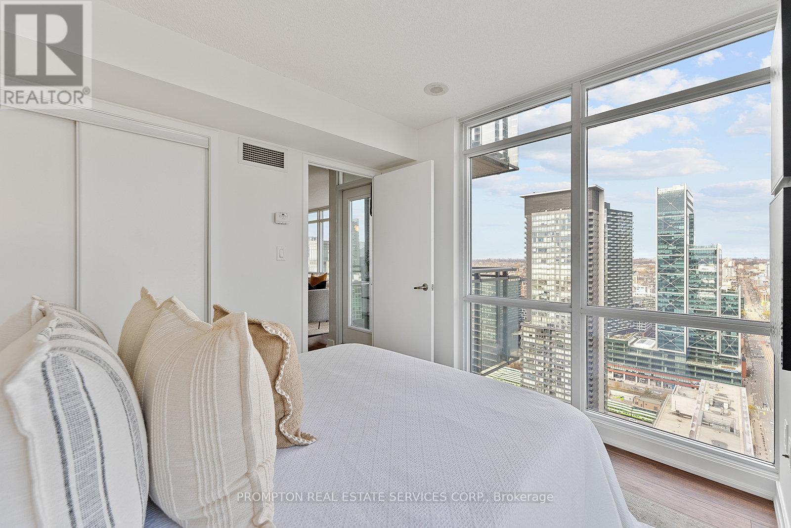 4806 - 11 Brunel Court, Toronto, Ontario  M5V 3Y3 - Photo 17 - C12551934