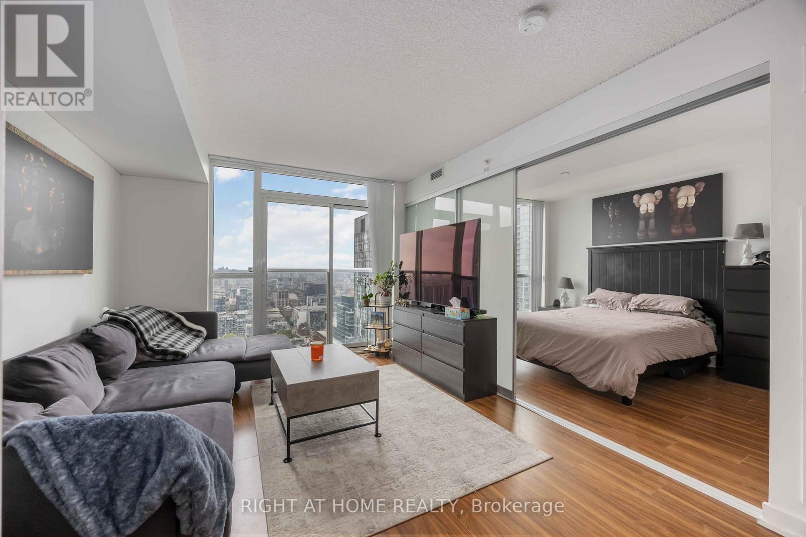 4109 - 85 Queens Wharf Road, Toronto, Ontario  M5V 0J9 - Photo 25 - C12551956