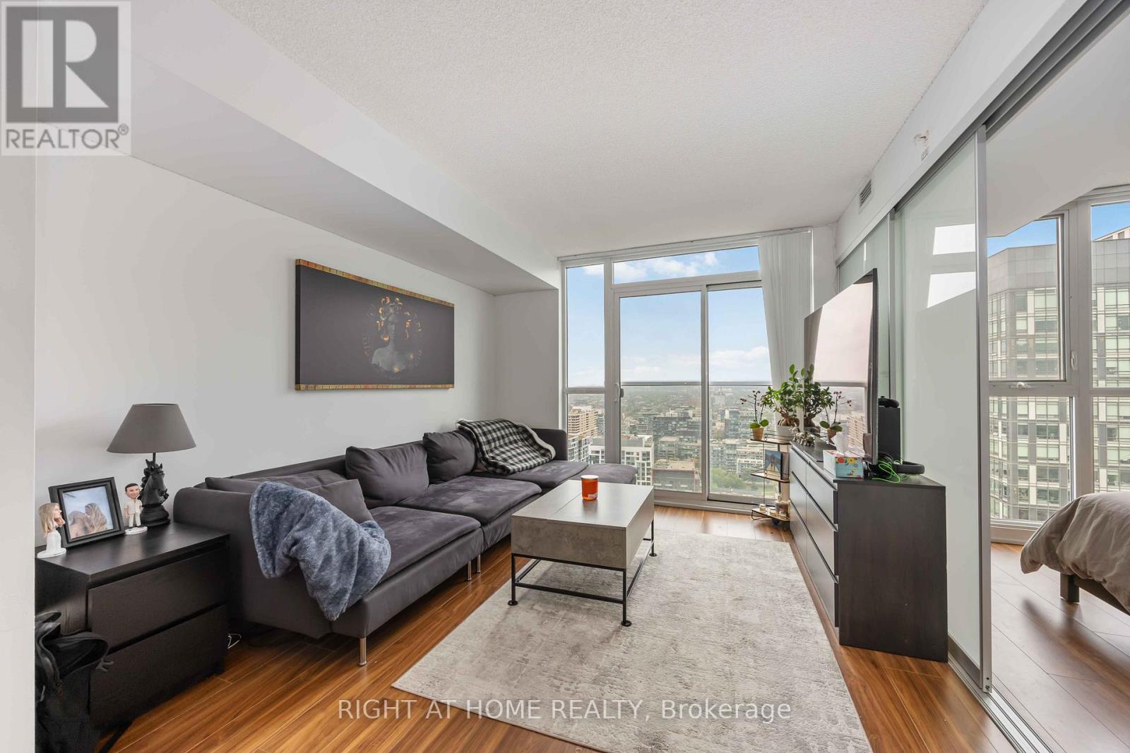 4109 - 85 Queens Wharf Road, Toronto, Ontario  M5V 0J9 - Photo 30 - C12551956