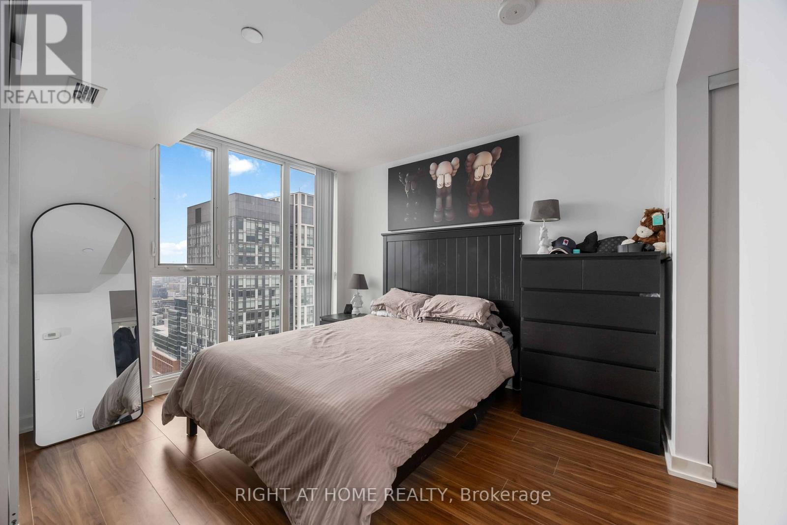 4109 - 85 Queens Wharf Road, Toronto, Ontario  M5V 0J9 - Photo 31 - C12551956