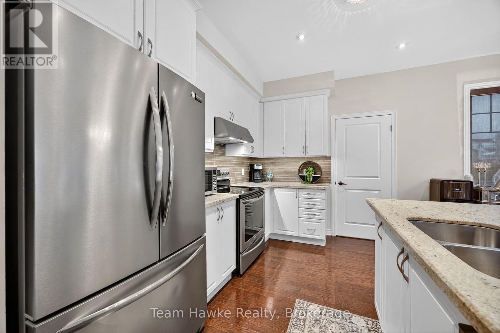 9 Riverwalk Place, Midland, Ontario  L4R 0B4 - Photo 22 - S12544572