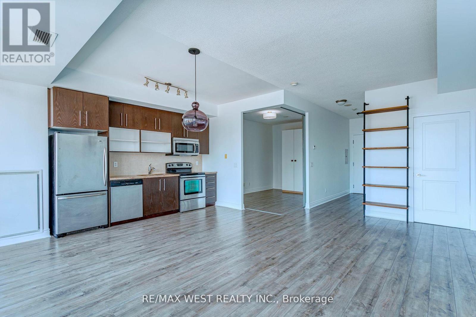 2008 - 90 Stadium Road, Toronto, Ontario  M5V 3W5 - Photo 28 - C12532404