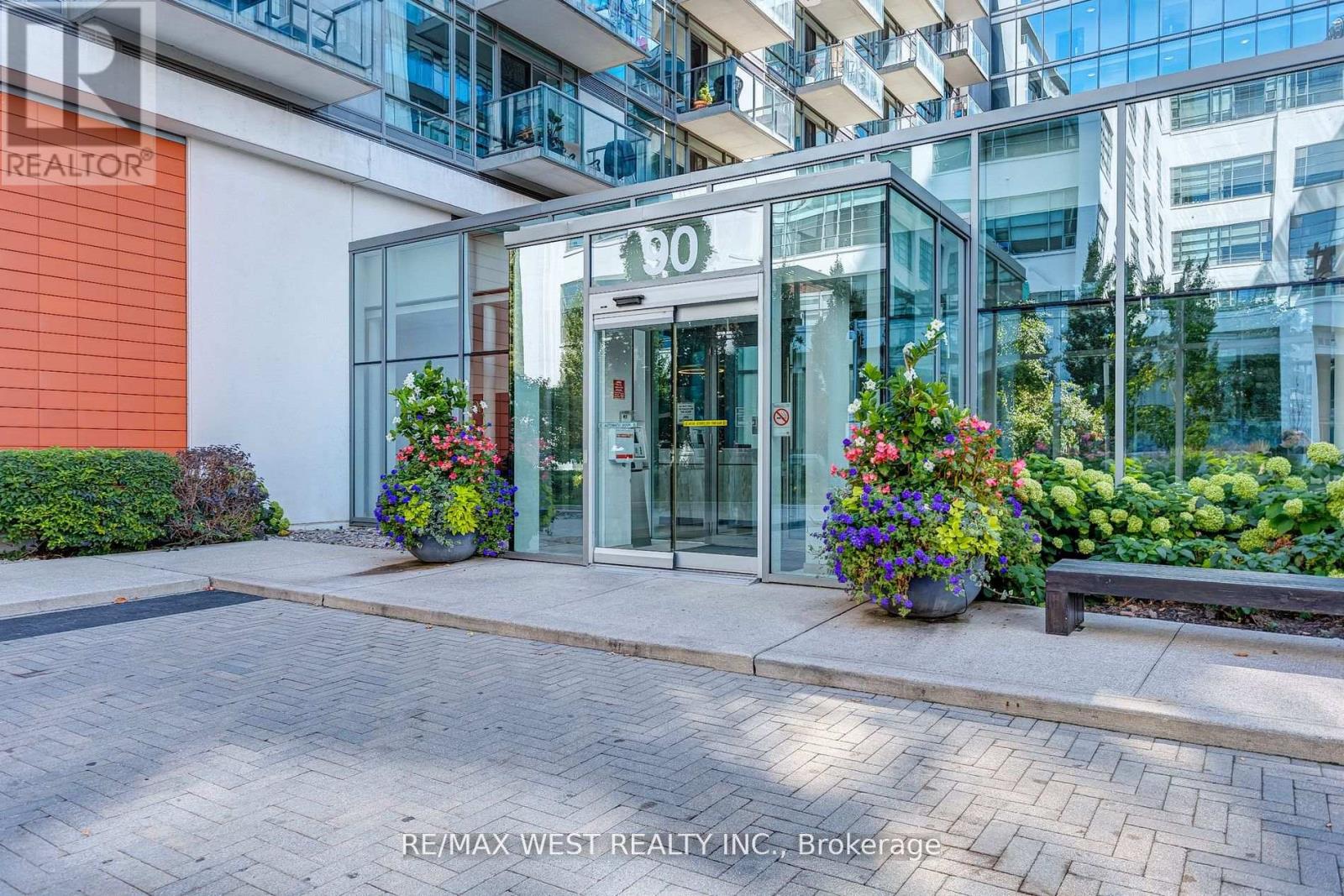 2008 - 90 Stadium Road, Toronto, Ontario  M5V 3W5 - Photo 22 - C12532404