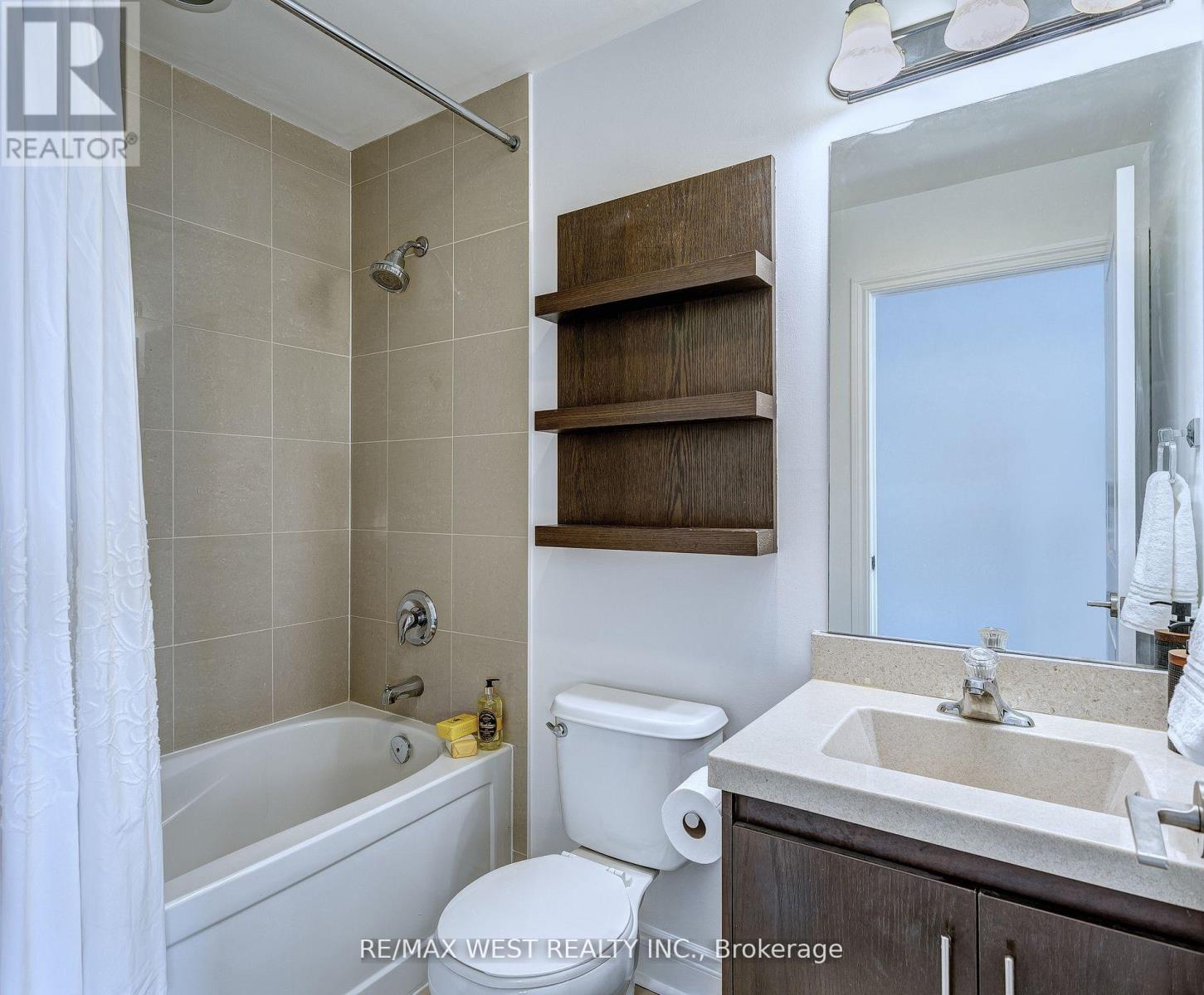 2008 - 90 Stadium Road, Toronto, Ontario  M5V 3W5 - Photo 15 - C12532404