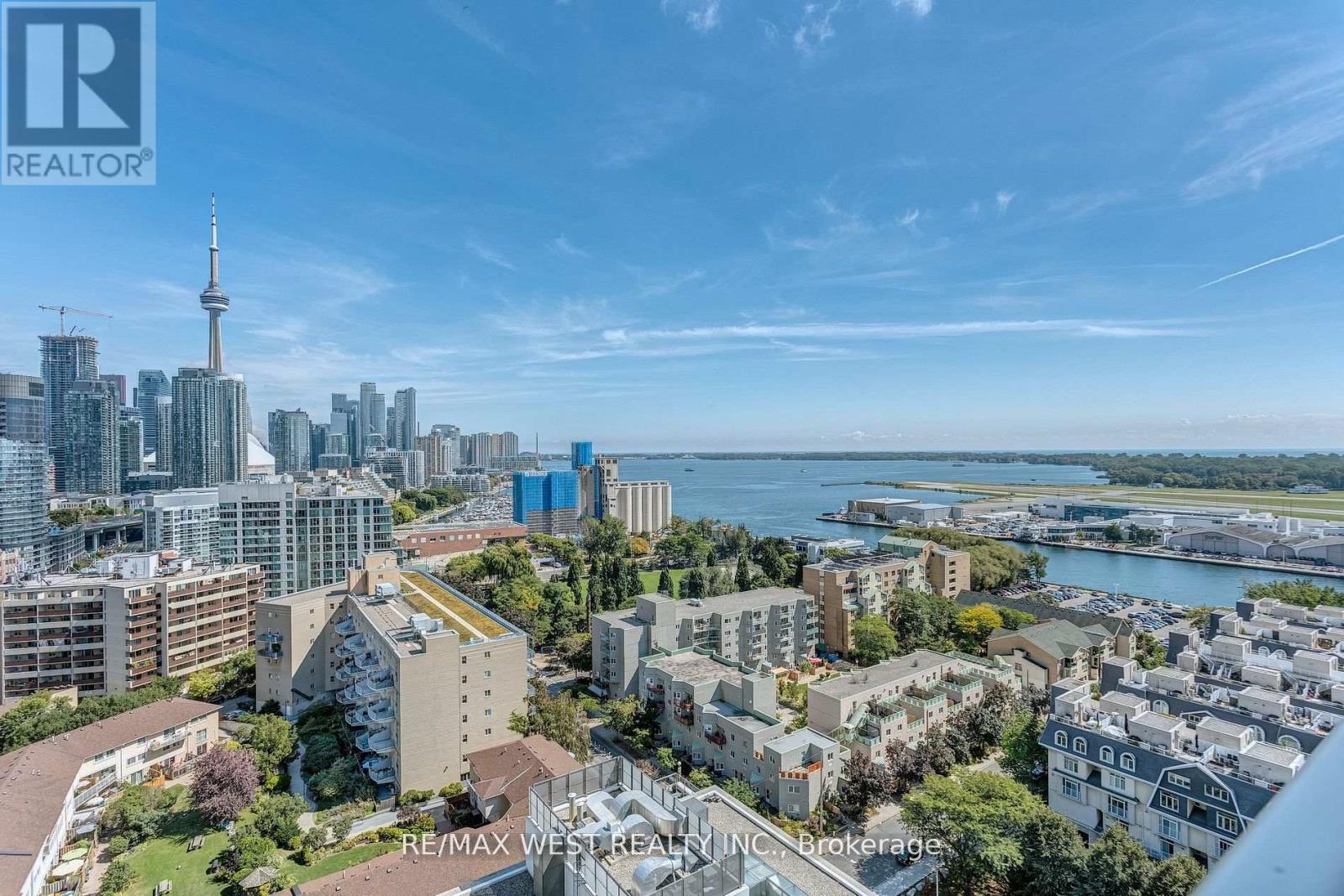 2008 - 90 Stadium Road, Toronto, Ontario  M5V 3W5 - Photo 4 - C12532404