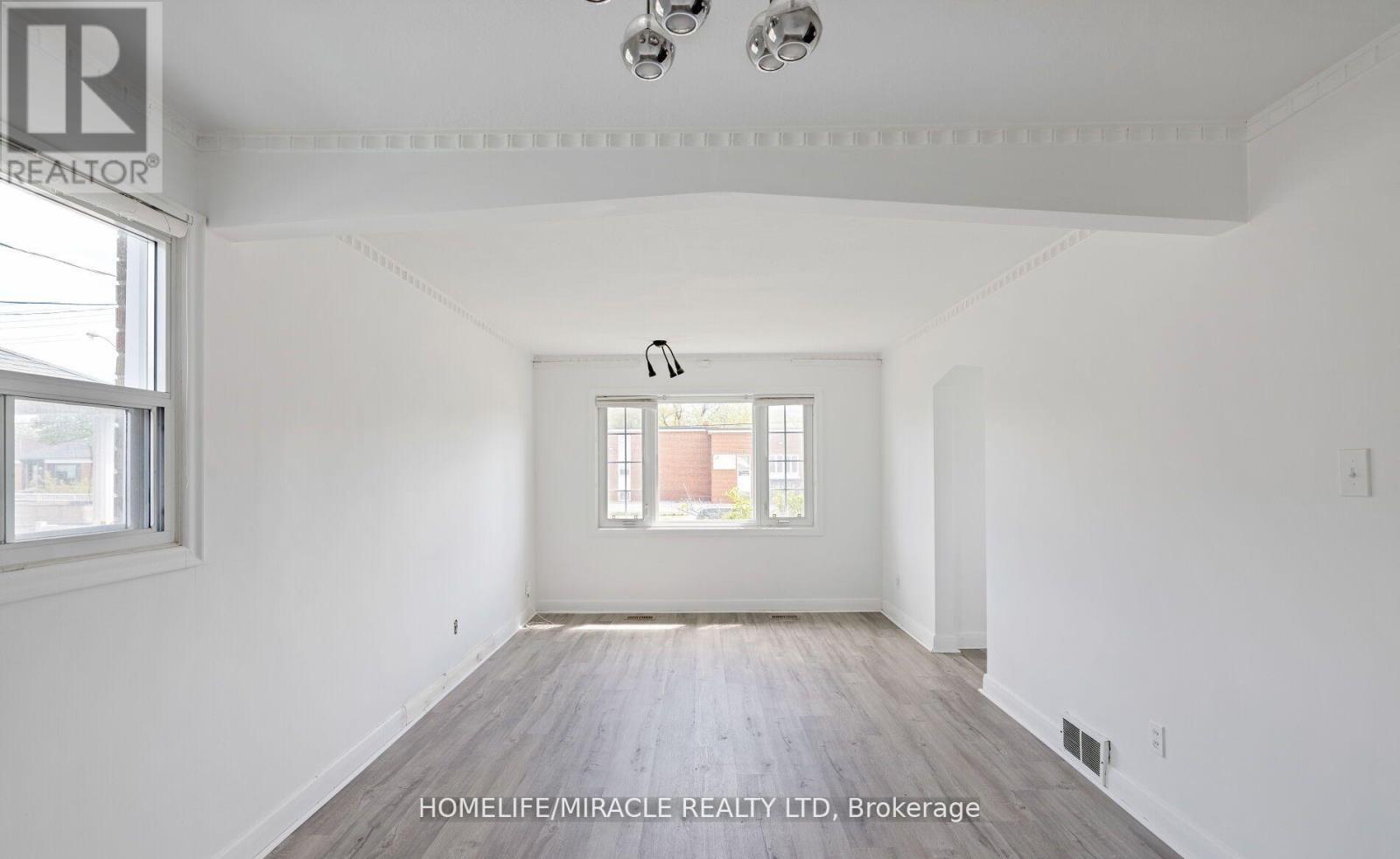 Main - 1340 Warden Avenue, Toronto, Ontario  M1R 2R8 - Photo 14 - E12551790