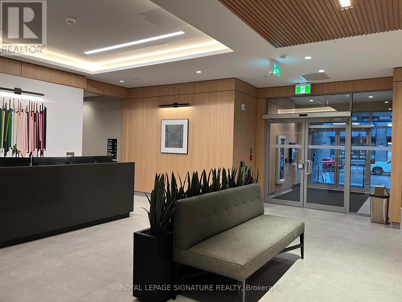 436 - 3250 Carding Mill Trail, Oakville, Ontario  L6M 1L3 - Photo 3 - W12508864