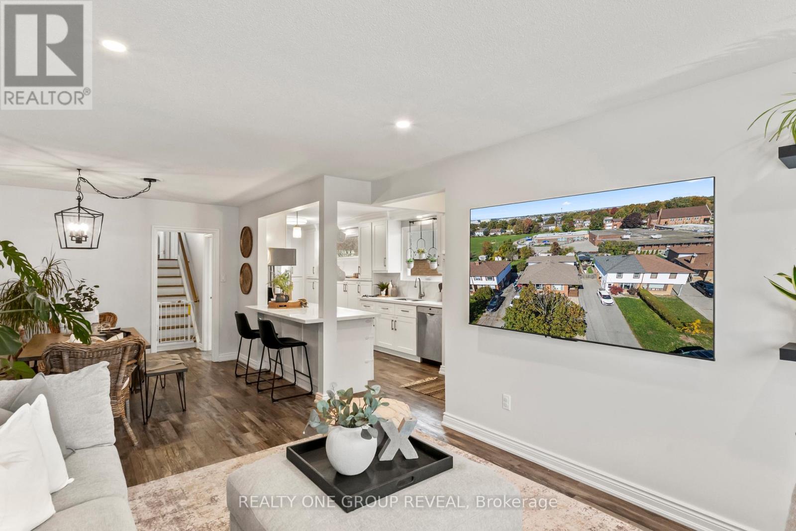 716 Kenora Avenue, Oshawa, Ontario  L1J 1K6 - Photo 6 - E12551836