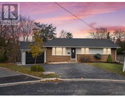 7 ISHERWOOD COURT, Mississauga, Ontario