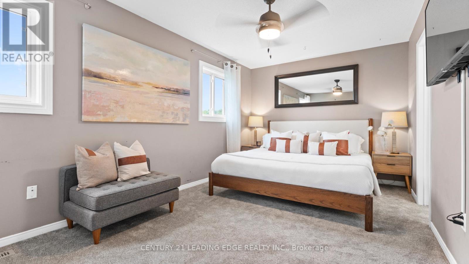 330 Sparrow Circle, Pickering, Ontario  L1V 6Y3 - Photo 15 - E12551926