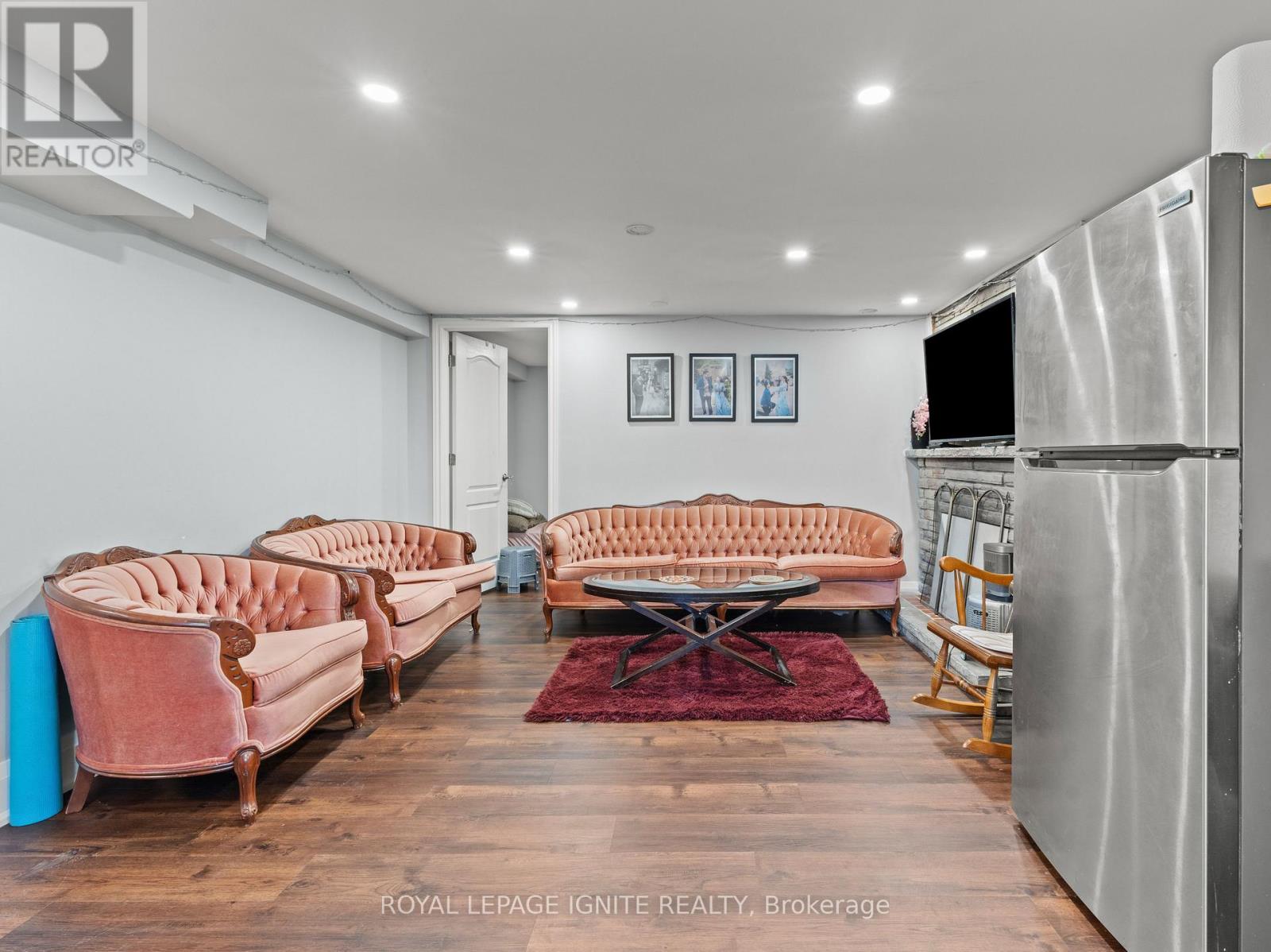 7 Isherwood Court, Mississauga, Ontario  L5M 1E6 - Photo 26 - W12549540