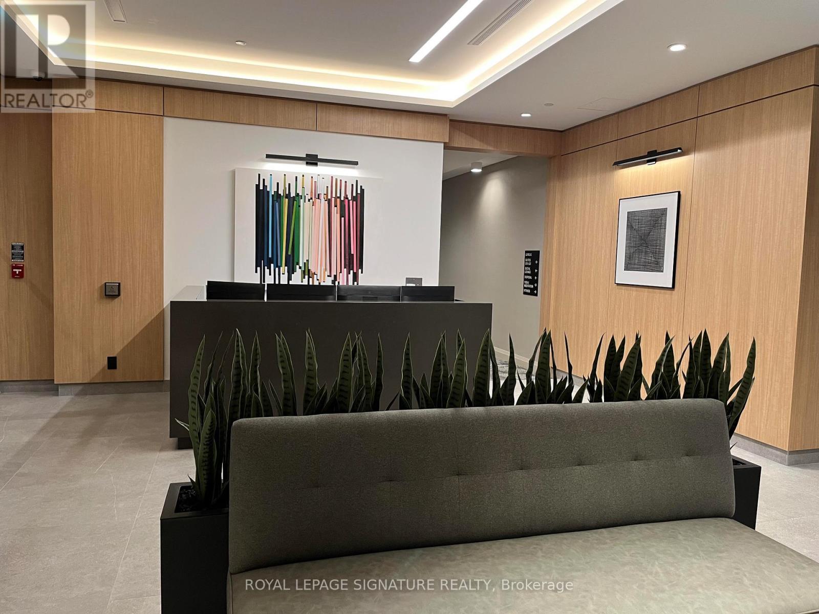 436 - 3250 Carding Mill Trail, Oakville, Ontario  L6M 1L3 - Photo 4 - W12508864