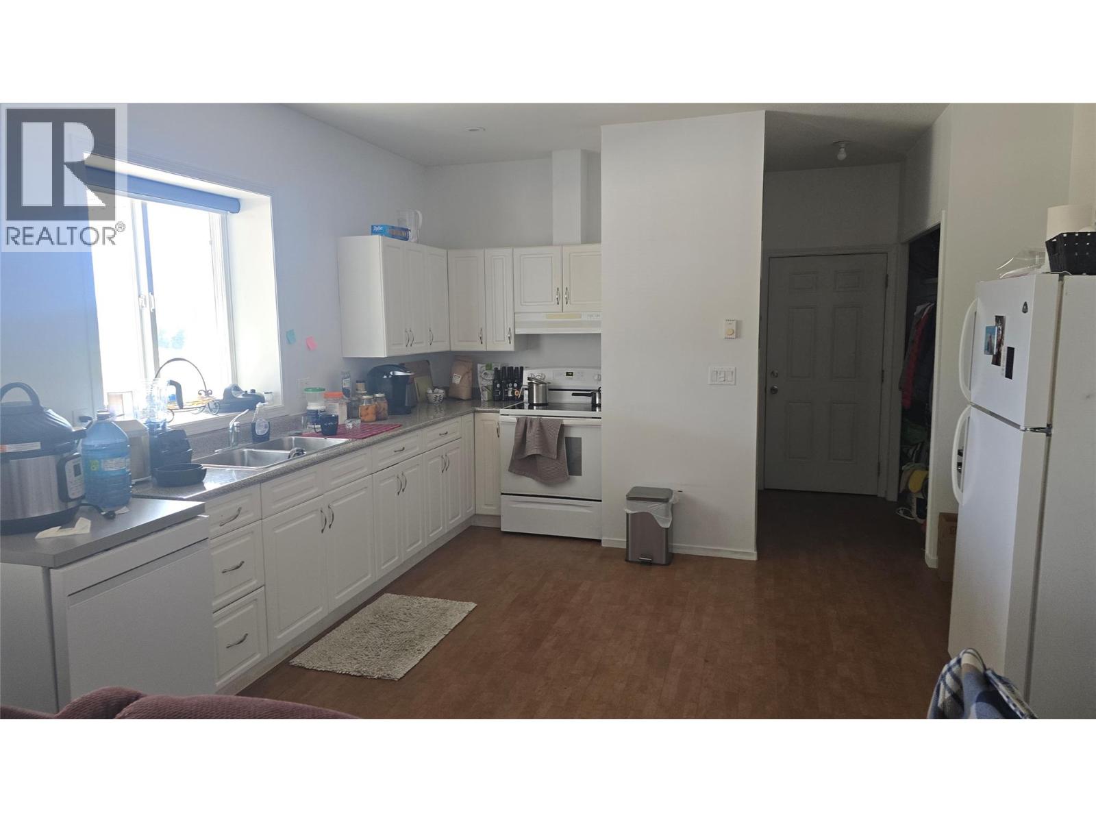 1500 Hot Springs Road, Nakusp, British Columbia  V0G 1R0 - Photo 11 - 10369454