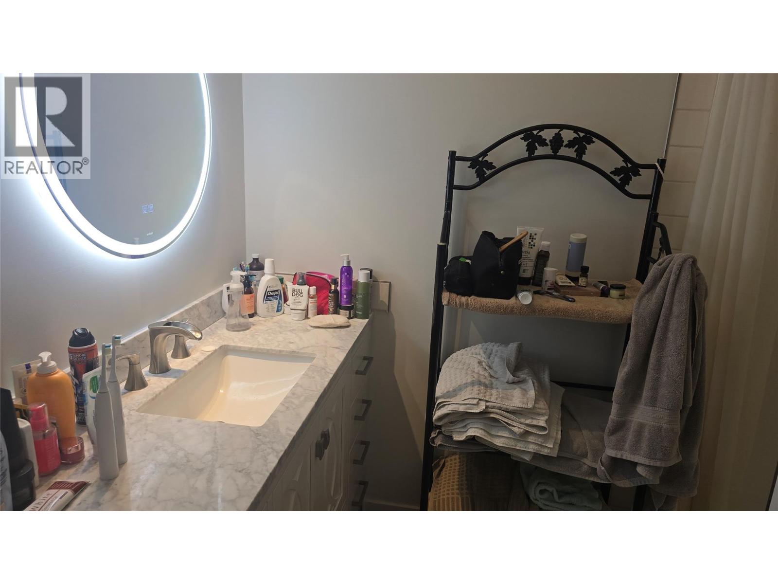 1500 Hot Springs Road, Nakusp, British Columbia  V0G 1R0 - Photo 12 - 10369454