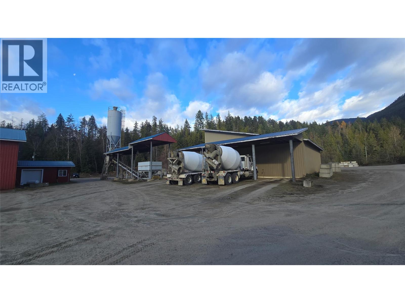 1500 Hot Springs Road, Nakusp, British Columbia  V0G 1R0 - Photo 16 - 10369454