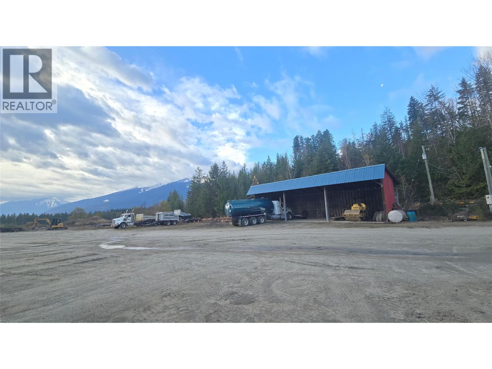 1500 Hot Springs Road, Nakusp, British Columbia  V0G 1R0 - Photo 19 - 10369454