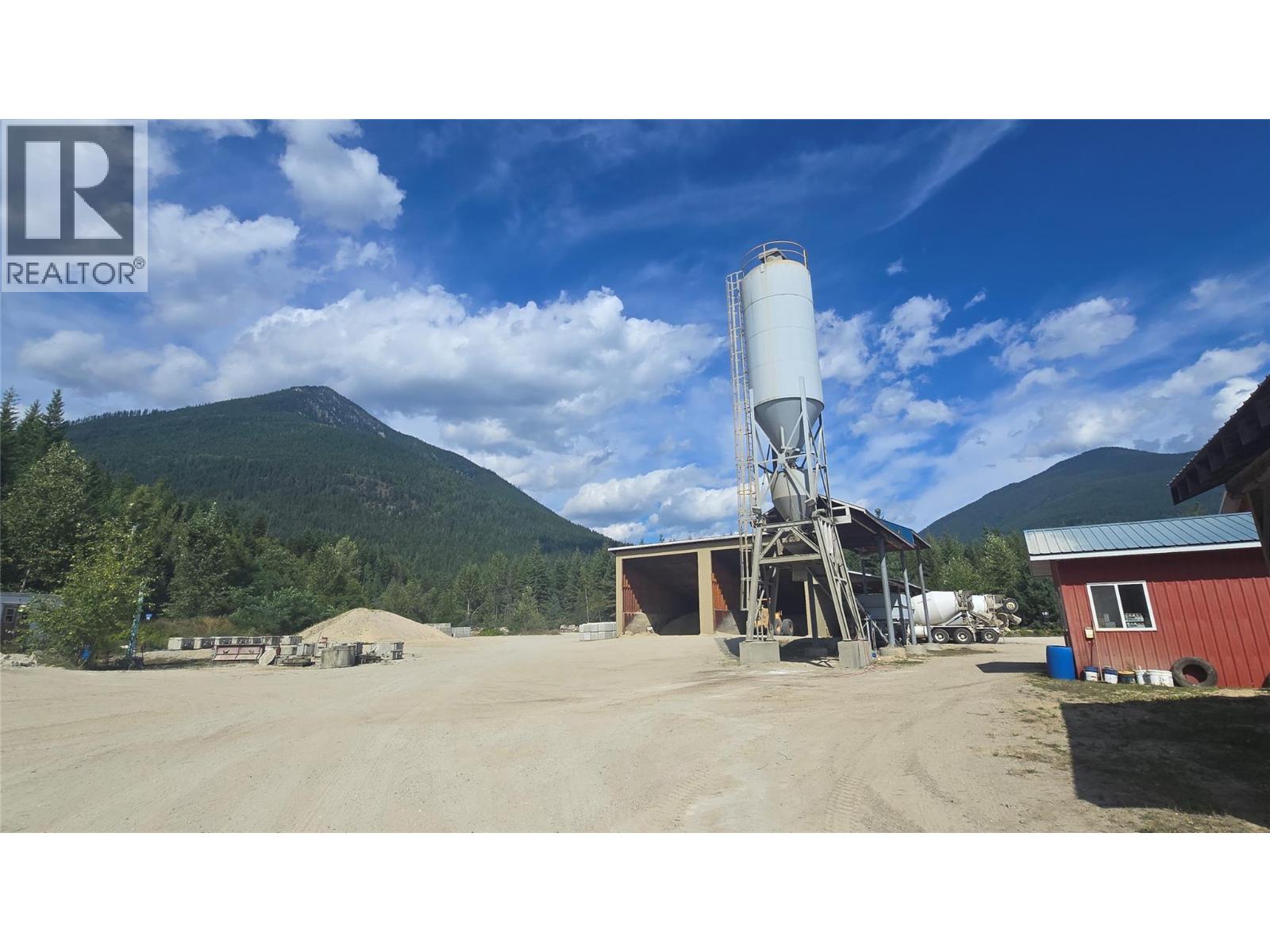 1500 Hot Springs Road, Nakusp, British Columbia  V0G 1R0 - Photo 21 - 10369454