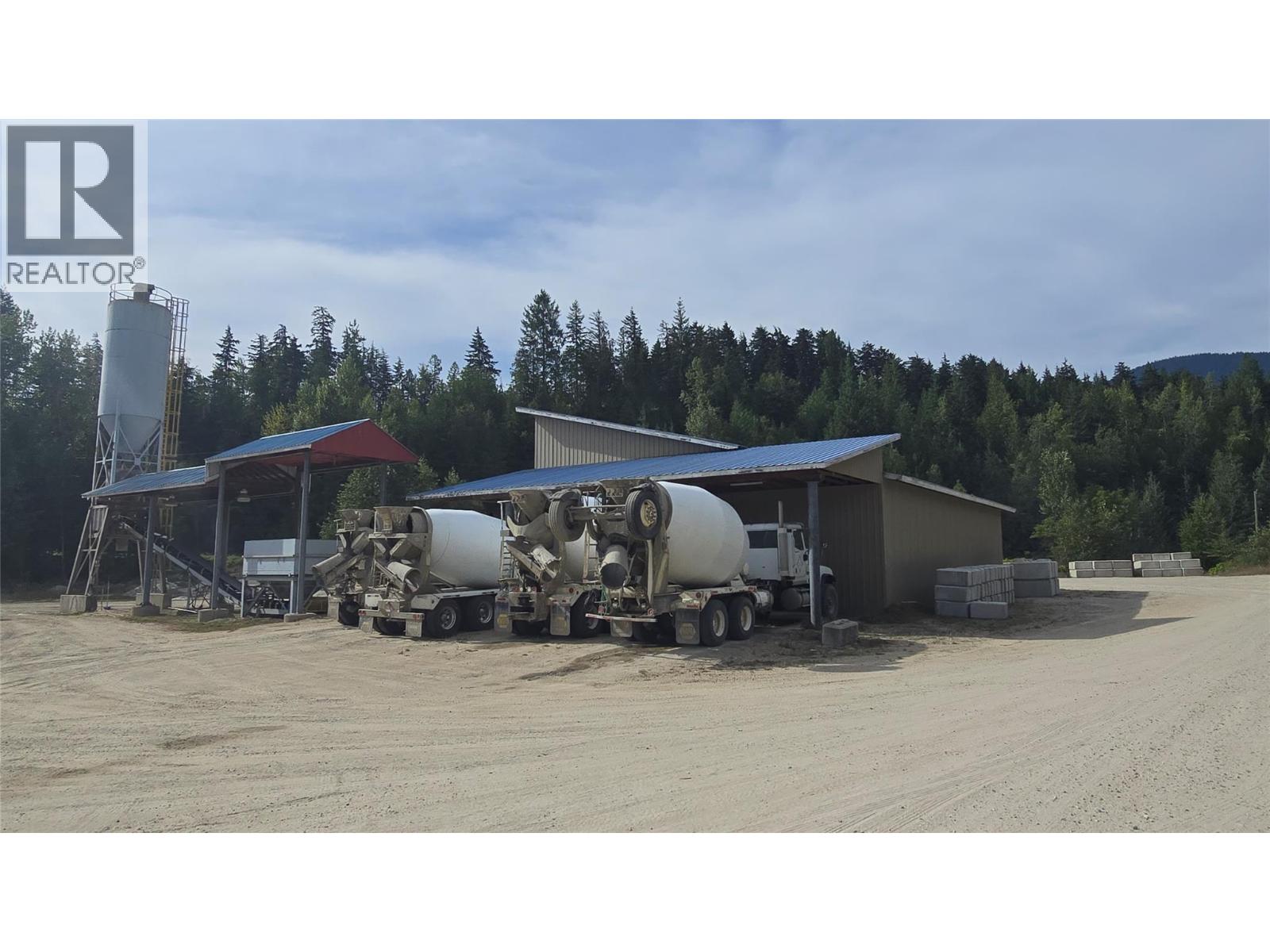 1500 Hot Springs Road, Nakusp, British Columbia  V0G 1R0 - Photo 33 - 10369454