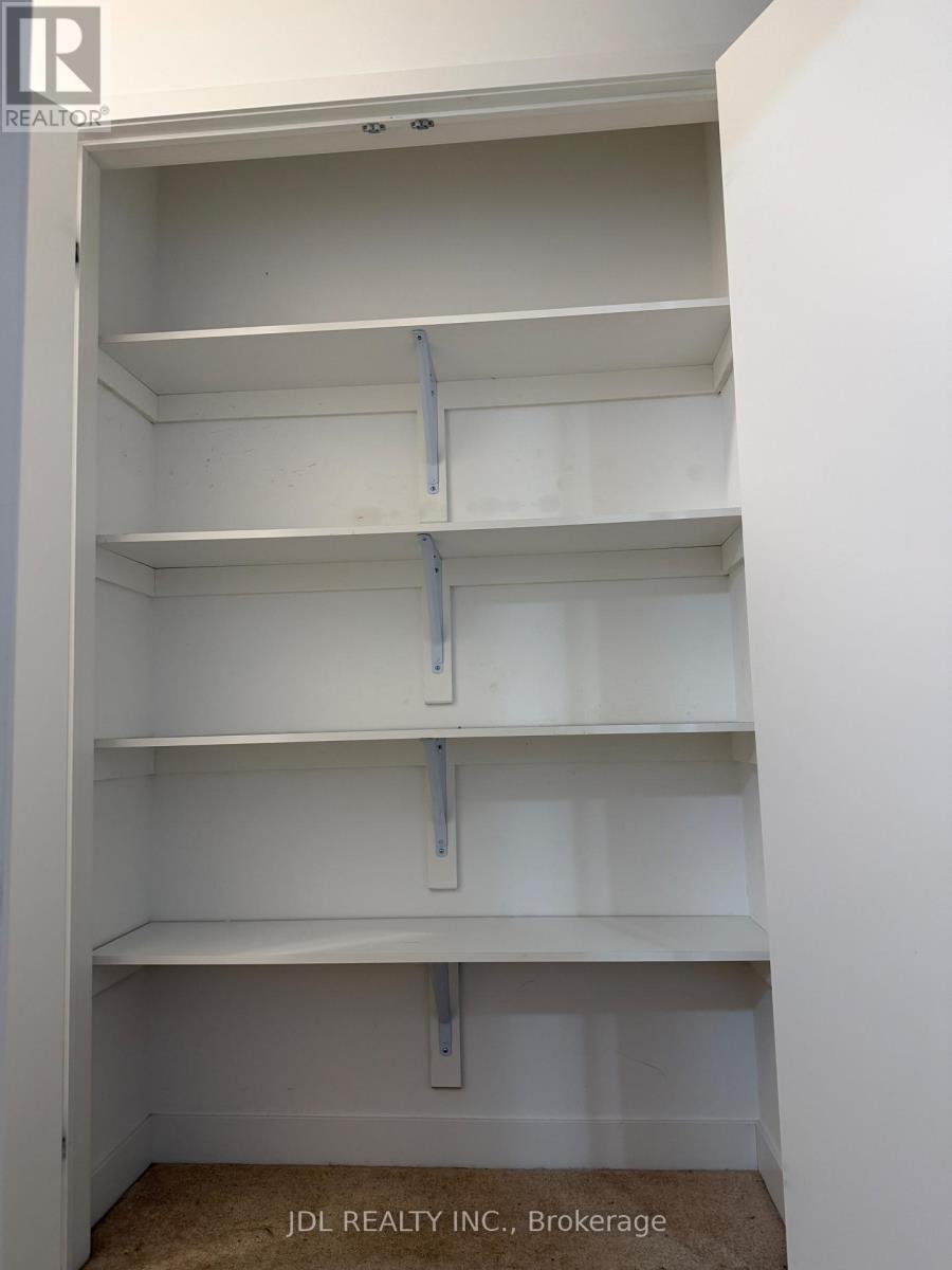 302 Clay Stones Street, Newmarket, Ontario  L3X 0M1 - Photo 8 - N12551832