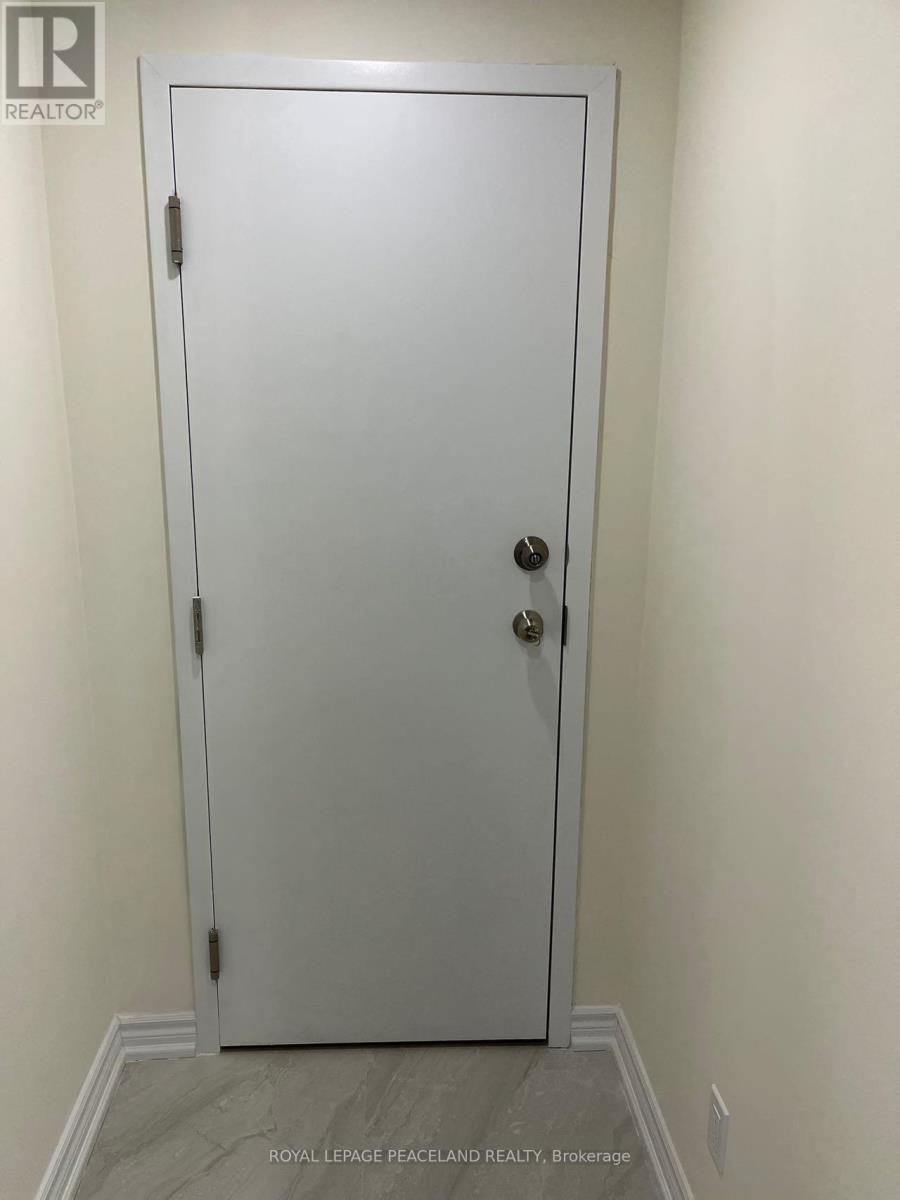 Bsmt - 1300 Mccron Crescent, Newmarket, Ontario  L3X 0A1 - Photo 10 - N12551848