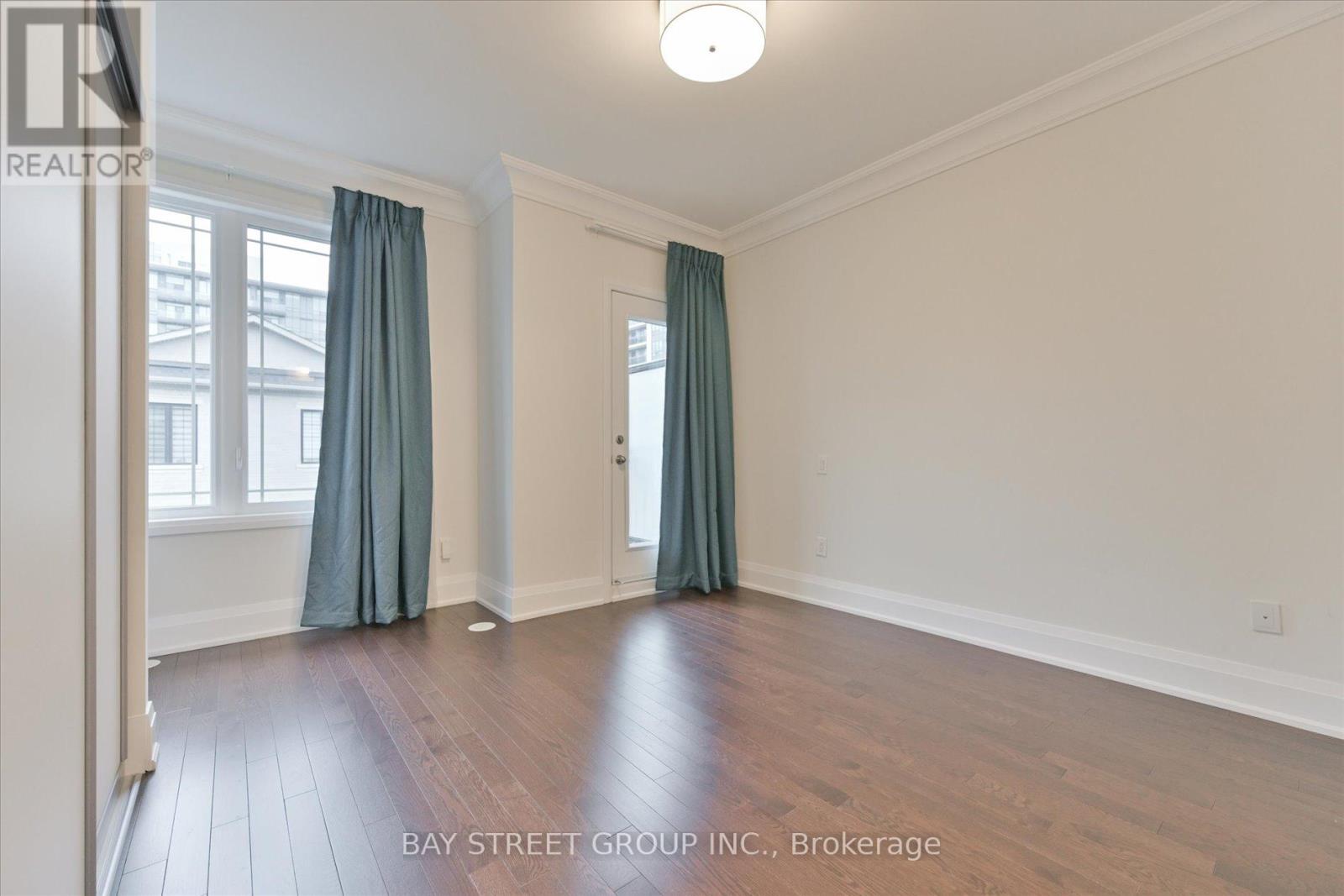 Th3 - 384 Highway 7 E, Richmond Hill, Ontario  L4B 0G5 - Photo 13 - N12551876