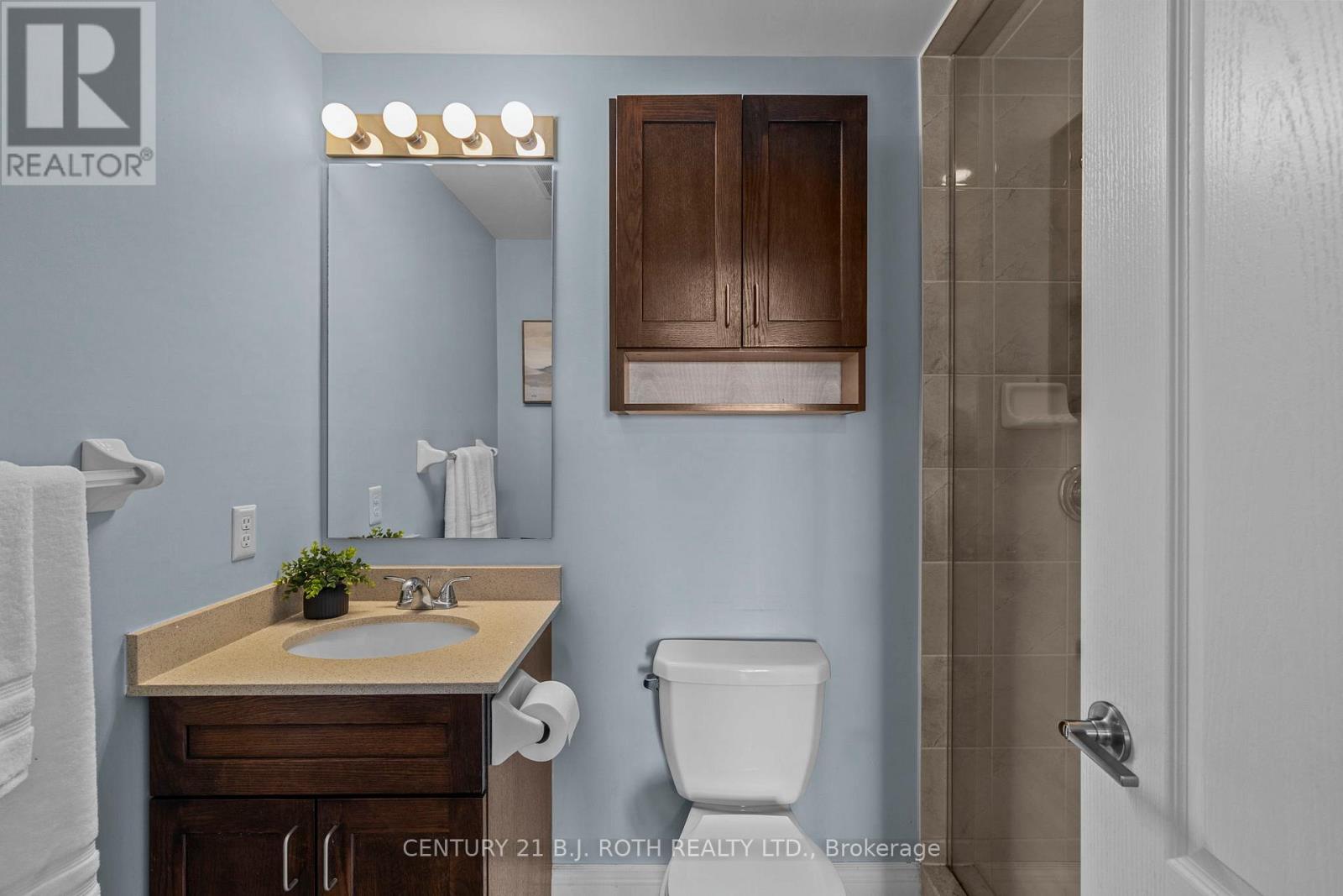 218 - 720 Yonge Street, Barrie, Ontario L9J 0G9 - Photo 18 - S12551910