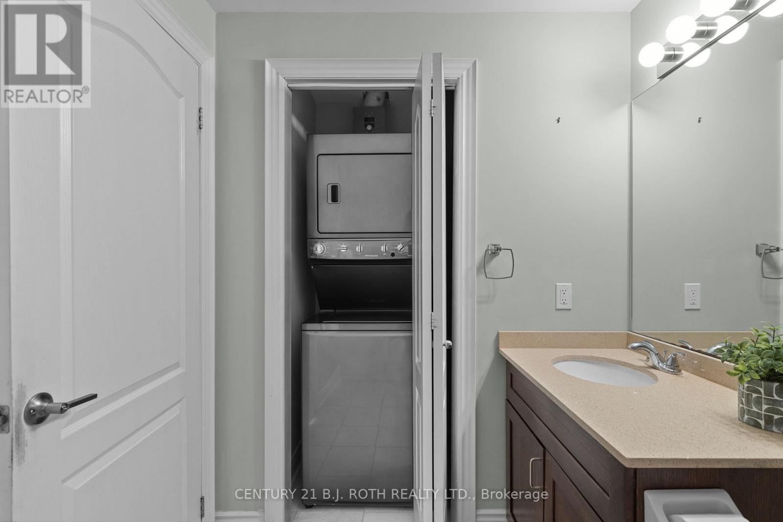 218 - 720 Yonge Street, Barrie, Ontario L9J 0G9 - Photo 21 - S12551910