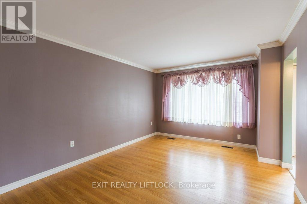 31 William Street, Port Hope, Ontario  L1A 1K3 - Photo 13 - X12552004