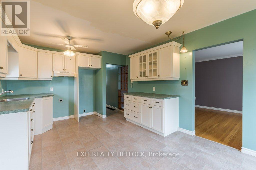 31 William Street, Port Hope, Ontario  L1A 1K3 - Photo 4 - X12552004