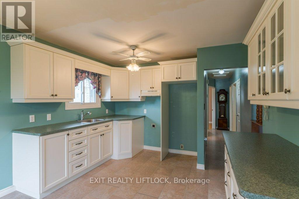 31 William Street, Port Hope, Ontario  L1A 1K3 - Photo 7 - X12552004