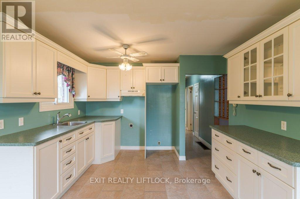 31 William Street, Port Hope, Ontario  L1A 1K3 - Photo 8 - X12552004