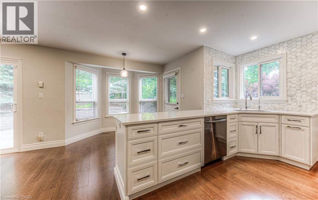 2 Morningview Place, Kitchener, Ontario  N2P 1Z2 - Photo 15 - 40774708