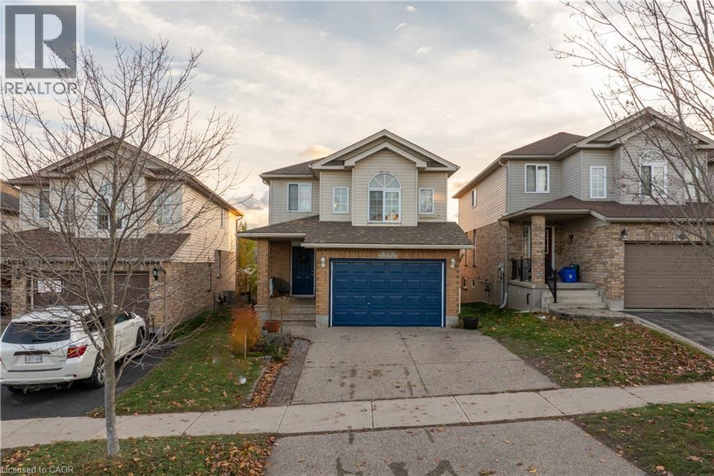 35 Templewood Drive, Kitchener, Ontario  N2R 1K9 - Photo 2 - 40787318