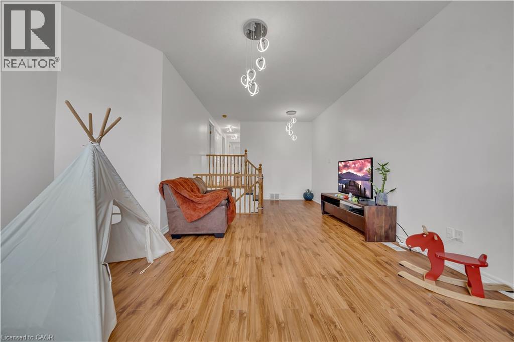 35 Templewood Drive, Kitchener, Ontario  N2R 1K9 - Photo 24 - 40787318