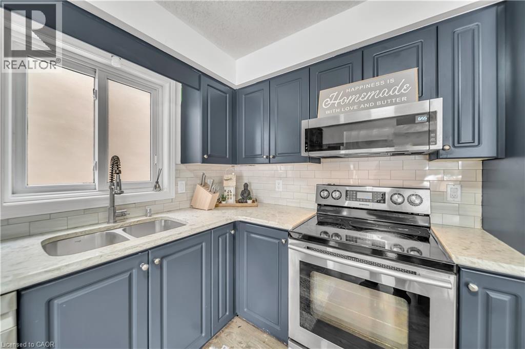 35 Templewood Drive, Kitchener, Ontario  N2R 1K9 - Photo 15 - 40787318