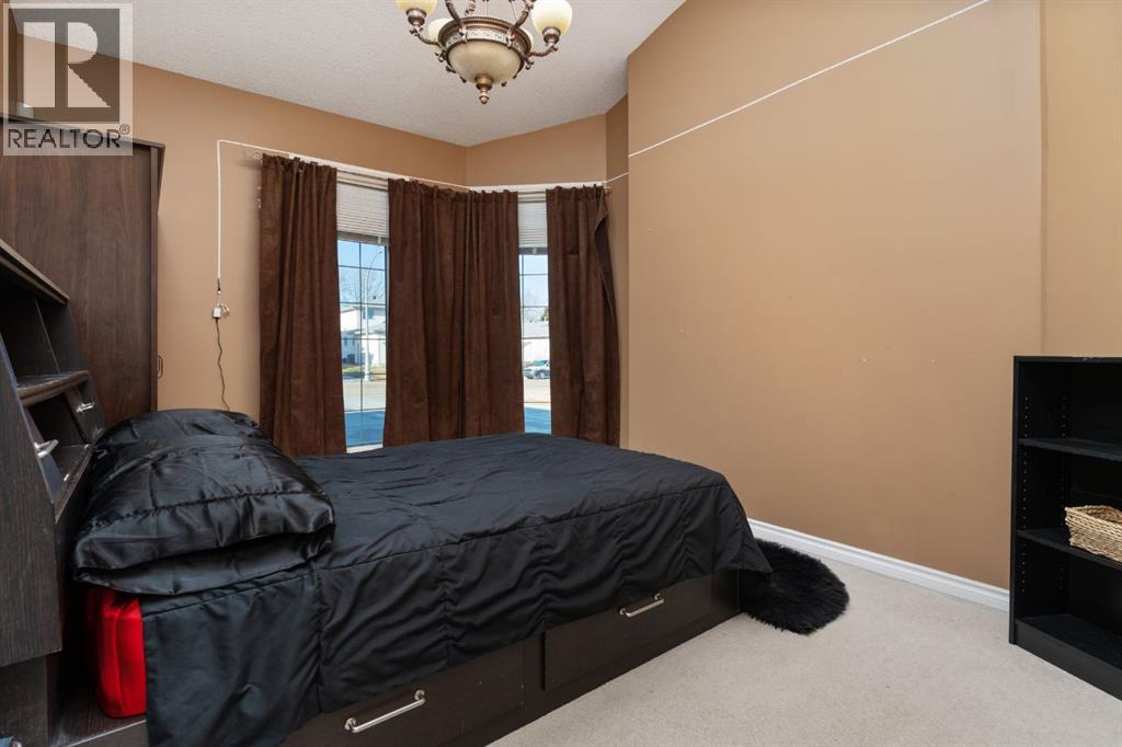 5315 60 Street, Camrose, Alberta  T4V 4L2 - Photo 26 - A2271112