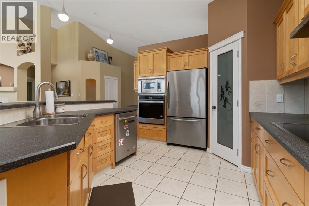 5315 60 Street, Camrose, Alberta  T4V 4L2 - Photo 15 - A2271112