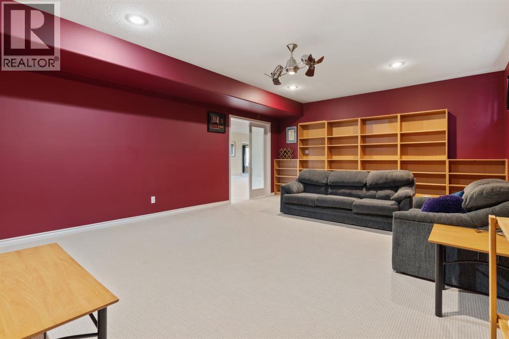 5315 60 Street, Camrose, Alberta  T4V 4L2 - Photo 38 - A2271112