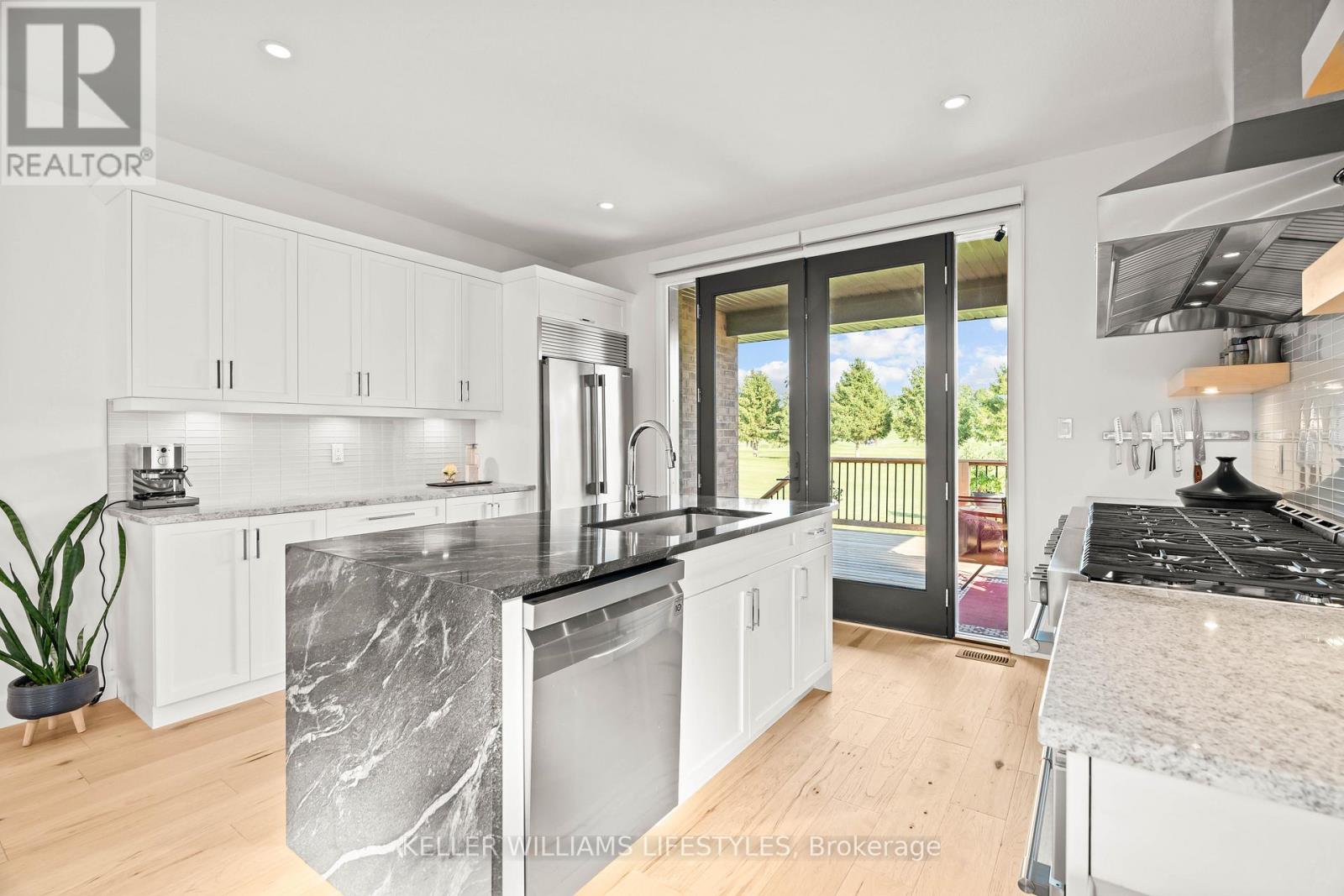 31 - 159 Collins Way, Strathroy-Caradoc, Ontario  N7G 0G8 - Photo 21 - X12552036