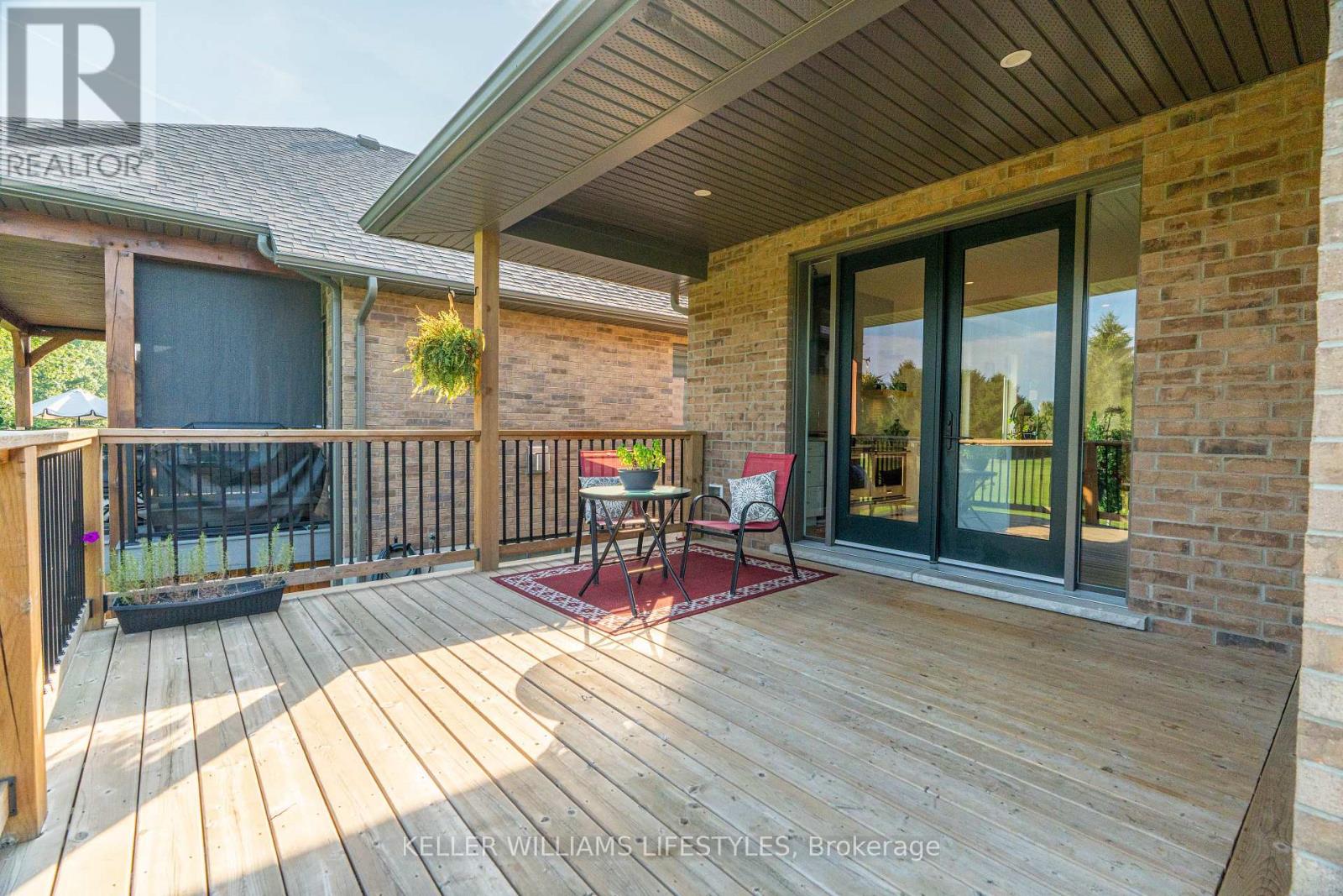 31 - 159 Collins Way, Strathroy-Caradoc, Ontario  N7G 0G8 - Photo 41 - X12552036