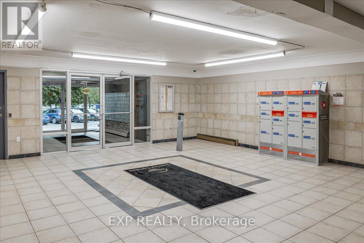 811 - 583 Mornington Avenue, London East, Ontario  N5Y 3E9 - Photo 4 - X12552078