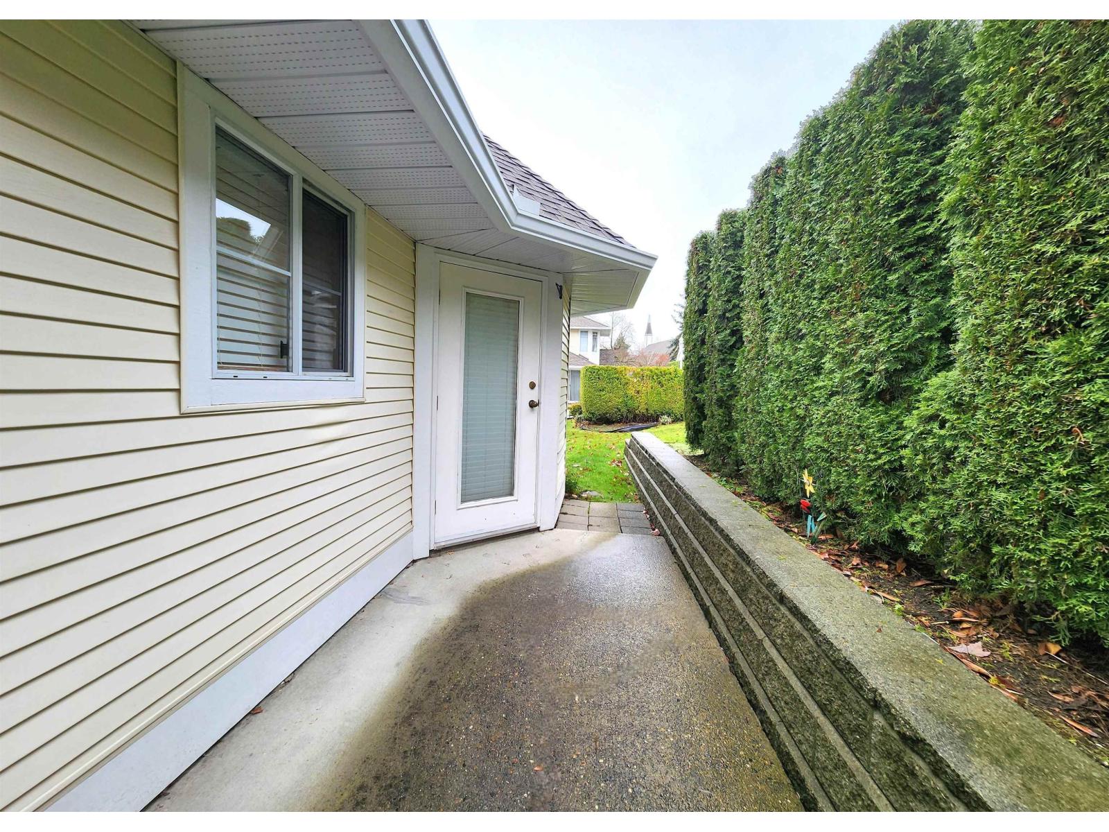 35 8737 212 Street, Langley, British Columbia  V4W 2C8 - Photo 11 - R3067887