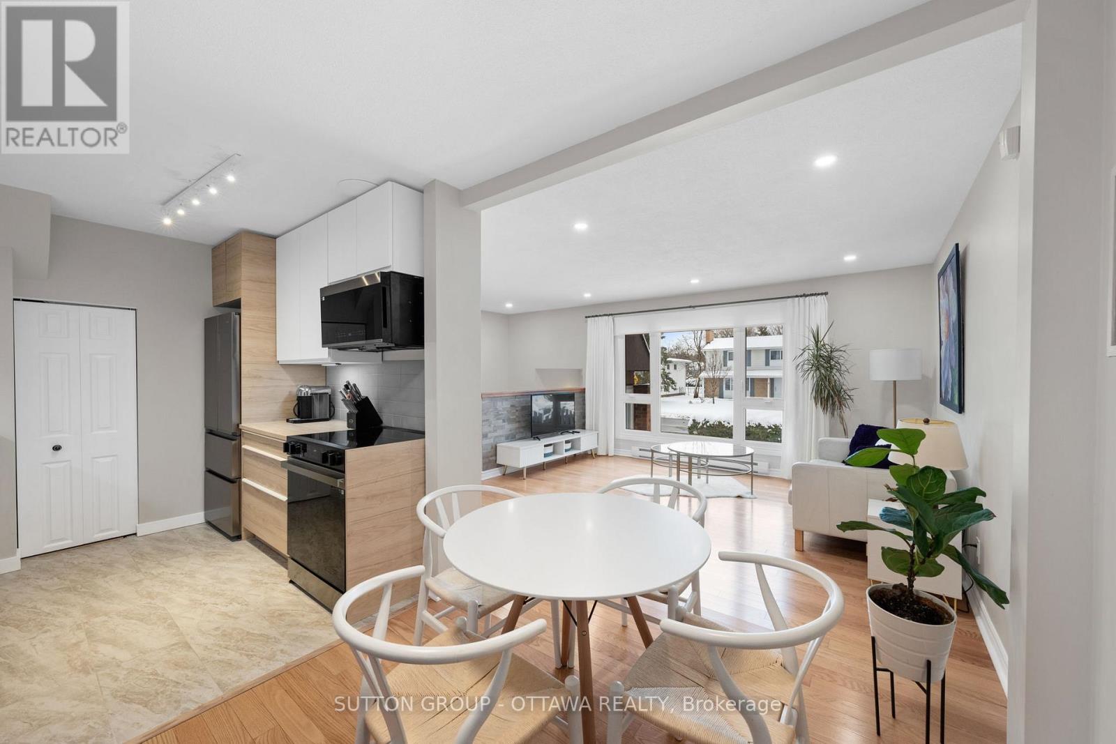 B - 3 Banner Road, Ottawa, Ontario  K2H 8T3 - Photo 16 - X12552038